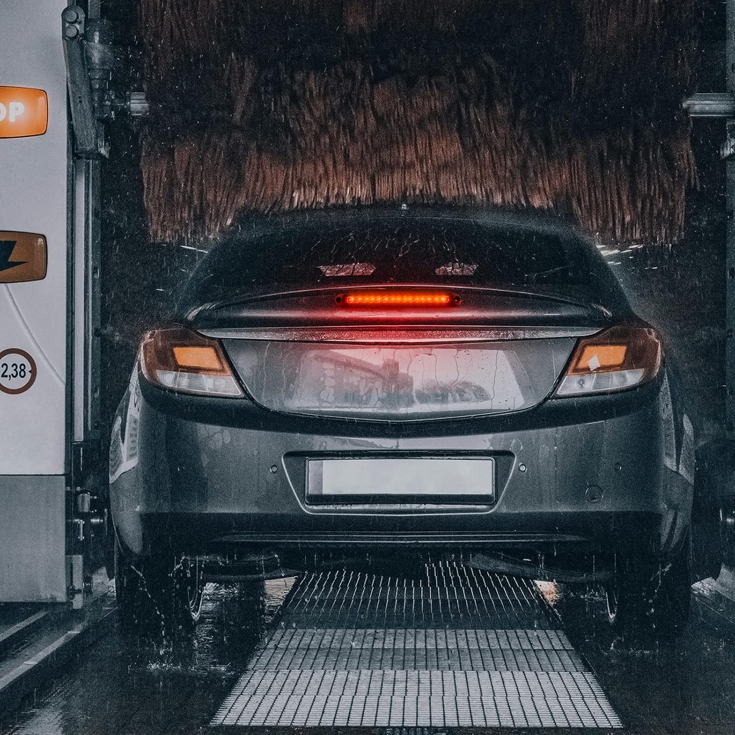 Frienda 15 LED Third Brake Light Strip – Useful Gift for Farmers and Rural Drivers with Utility Trailers